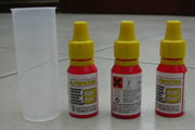 Wanneer we het ammonia gehalte meten (bvb. druppeltestjes), dan meten we vaak enkel het gehalte aan ammonium, soms zelfs het totale gehalte aan ammonia. De waarde die daarbij verkregen wordt dient dus nog omgezet te worden naar het werkelijk ammoniak gehalte zodat we het eventuele gevaar kunnen inschatten. Dat kan door middel van een conversietabel die rekening houdt met de pH van het water, sommige tabellen houden zelfs ook rekening met de temperatuur. Normaal vind je zulke tabel op de gebruiksaanwijzing van je testsetje.